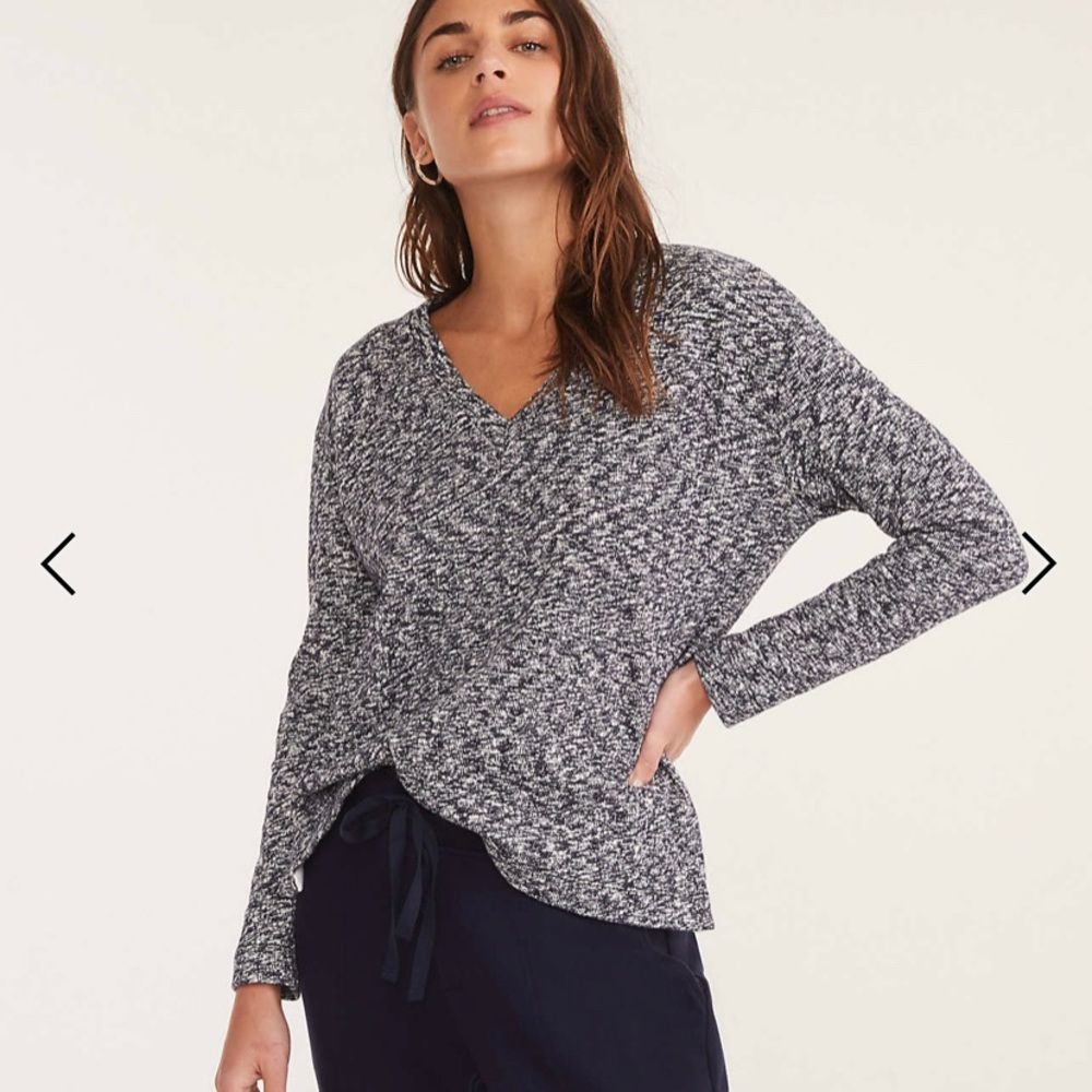 NWOT Lou & Grey sweater